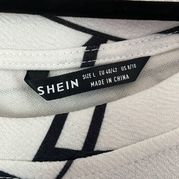 SHEIN crop top - Picture 3 of 7